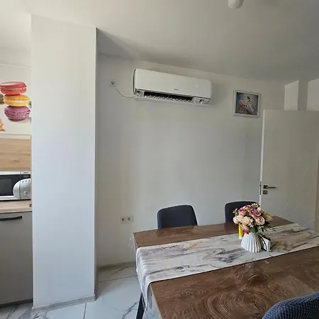 Ann's Apartman Várna