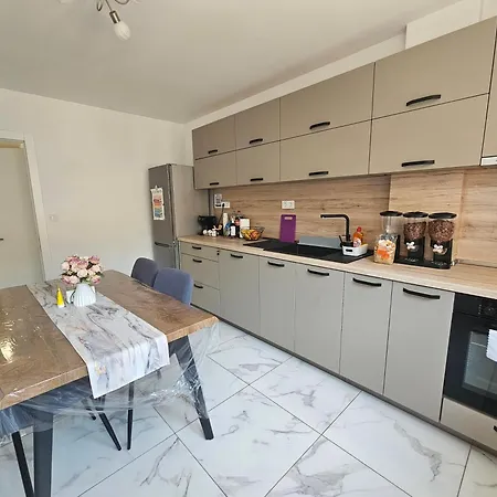 Ann's Apartamento Varna